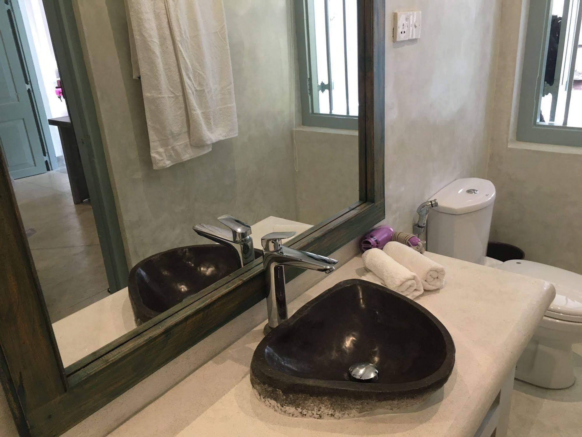 Small House Boutique Guest House Galle Exterior foto